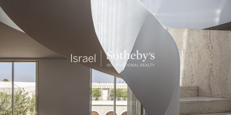 Экстраординарный пентхаус  с видом на море в отеле The Jaffa Hotel купить