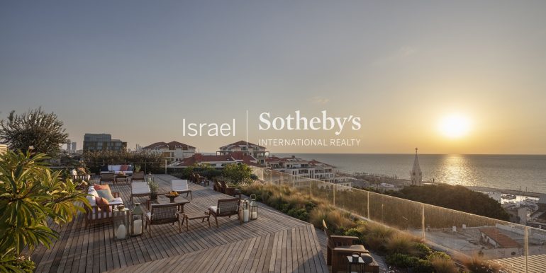 Экстраординарный пентхаус  с видом на море в отеле The Jaffa Hotel купить